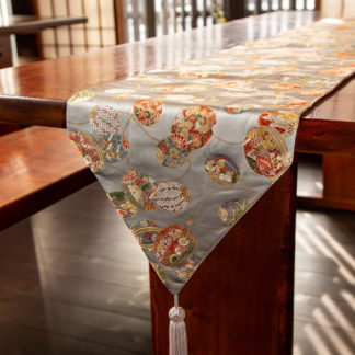 テーブルランナー